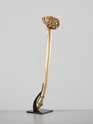 Lot 61 - OZAKI KOKUSAI: A SUPERB ANTLER NYOI SCEPTER