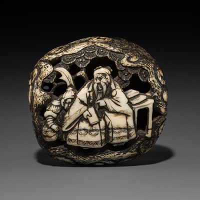 Lot 512 - TOSHIMITSU: A LARGE ANTLER MANJU NETSUKE OF KAN´U AND CHOHI