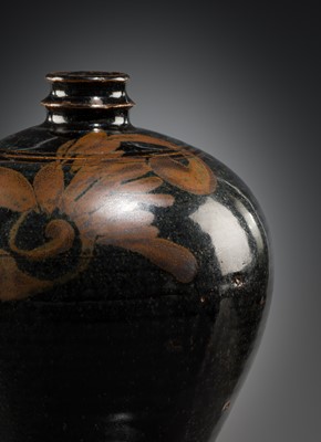 Lot 140 - A RUSSET-PAINTED “PHOENIX” WINE JAR, XIAOKOU PING, HENAN, NORTHERN SONG-JIN DYNASTY