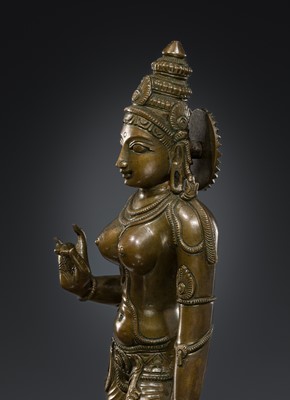 Lot 630 - A BRONZE FIGURE OF PARVATI, SOUTH INDIA, NAYAK DYNASTY PERIOD