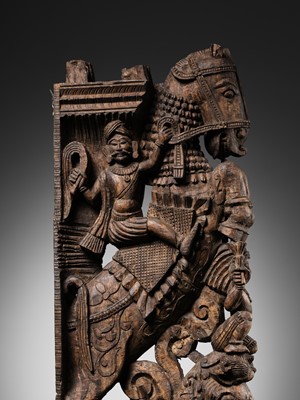 Lot 307 - AN ARCHITECTURAL WOOD BRACKET, TAMIL NADU, 17TH-18TH CENTURY
