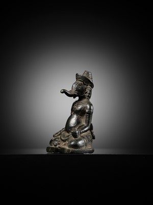 Lot 265 - A FINE BRONZE FIGURE OF GANESHA, KHMER EMPIRE, ANGKOR WAT STYLE