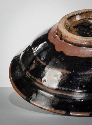 Lot 202 - SHOJI HAMADA: A POTTERY BOWL WITH ABSTRACT GLAZING