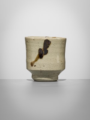 Lot 203 - SHOJI HAMADA: A POTTERY GLAZED YUNOMI (TEA BOWL)