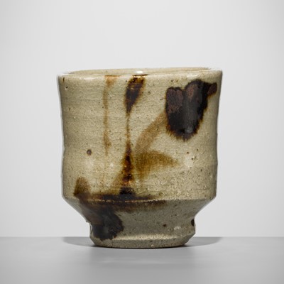 Lot 203 - SHOJI HAMADA: A POTTERY GLAZED YUNOMI (TEA BOWL)