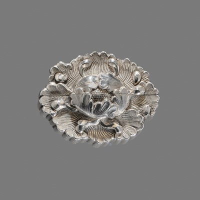Lot 57 - A SUPERB SILVER SINGLE-CASE INRO OF A PEONY, ATTRIBUTED TO UNNO SHOMIN