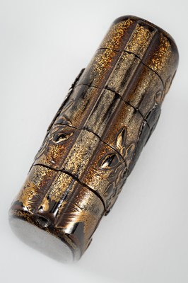 Lot 245 - AN INLAID FOUR-CASE LACQUER INRO DEPICTING TWO EAGLES