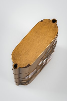 Lot 1423 - A RINPA-STYLE THREE-CASE LACQUER INRO WITH CHERRY BLOSSOMS