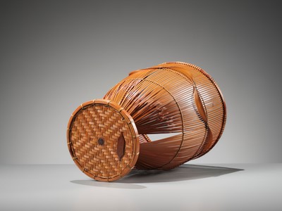 Lot 84 - HATAKEYAMA SEIDO: A BAMBOO AND RATTAN HANAKAGO (FLOWER BASKET)