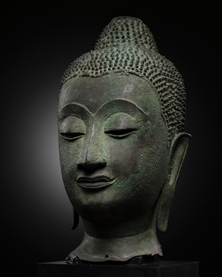 Lot 273 - A LARGE AND IMPRESSIVE BRONZE HEAD OF BUDDHA, AYUTTHAYA STYLE, 15TH-16TH CENTURY