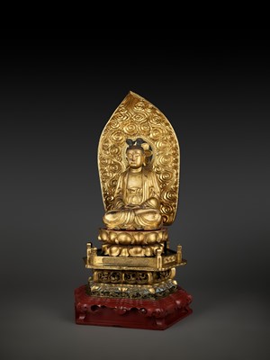 Lot 154 - A VERY LARGE AND EXCEPTIONAL LACQUER-GILT WOOD STATUE OF MIROKU BOSATSU, EARLY EDO