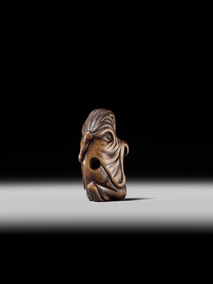 Lot 108 - A VERY RARE WOOD NETSUKE OF DARUMA IMITATING A GHOST