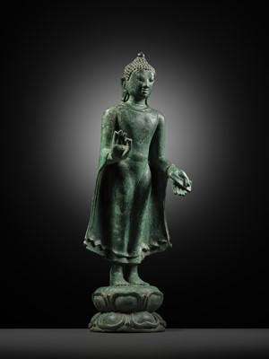Lot 217 - A RARE AND IMPORTANT BRONZE FIGURE OF BUDDHA, PAGAN PERIOD