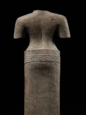 Lot 255 - A LARGE SANDSTONE TORSO OF A FEMALE DEITY, ANGKOR WAT STYLE, ANGKOR PERIOD