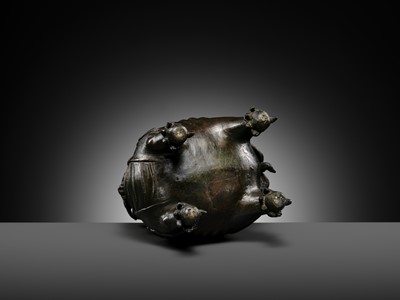 Lot 386 - A RARE BRONZE LUDUAN-FORM CENSER AND COVER, YUAN-MING DYNASTY