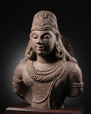 Lot 618 - A RED SANDSTONE BUST OF A MALE DEITY, GUPTA PERIOD, MATHURA