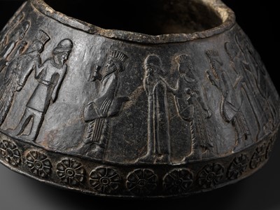 Lot 321 - A WESTERN ASIATIC ‘PROCESSION OF TRIBUTE BEARERS’ CHLORITE VESSEL, 1st MILLENNIUM BC