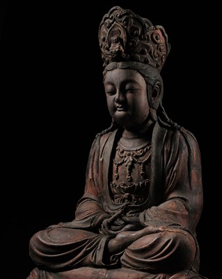 Lot 342 - A LARGE GILT-LACQUERED WOOD STATUE OF GUANYIN, MING DYNASTY