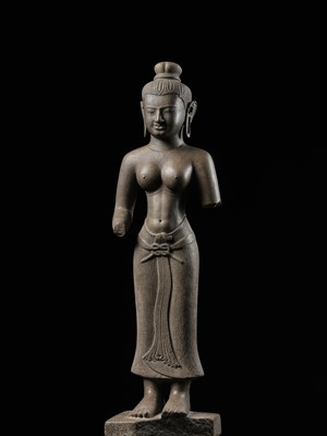 Lot 261 - A LARGE SANDSTONE FIGURE OF UMA, MEKONG DELTA, LATE 12TH CENTURY