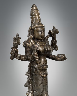 Lot 292 - A BRONZE FIGURE OF KALI, 17TH-18TH CENTURY