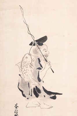 Lot 1605 - A SCROLL PAINTING OF A FISHERMAN WITH HIS CATCH, AFTER KANO MASANOBU