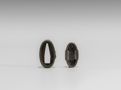 Lot 580 - NARA TOSHINAGA: A NARA SCHOOL SILVER FUCHI AND KASHIRA WITH SHOKI AND ONI