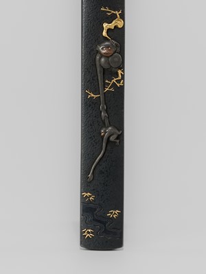 Lot 595 - OTSURYUKEN HIDEMASA: A FINE HAMANO SCHOOL SHAKUDO KOZUKA WITH TWO GIBBONS REACHING FOR THE MOON