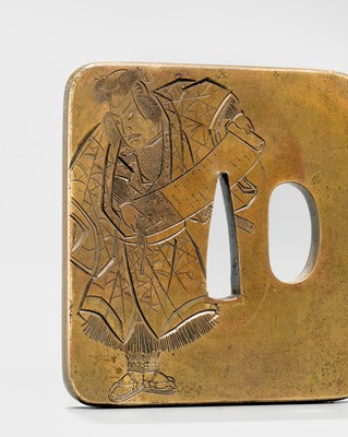 Lot 565 - KUNICHIKA: A FINE SENTOKU TSUBA WITH A BIJIN AND ACTOR