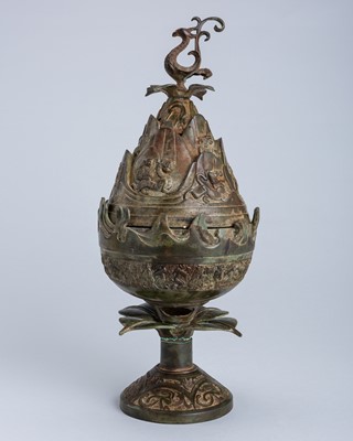 Lot 1564 - A BRONZE HAN-STYLE ‘HILL AND PHOENIX’ CENSER AND COVER, BOSHAN LU