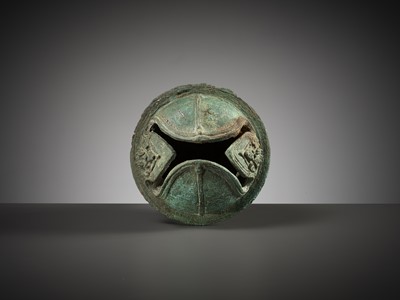Lot 359 - A BRONZE ELEPHANT BELL, ANGKOR PERIOD