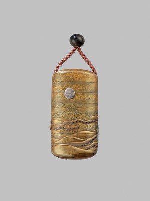 Lot 50 - KAJIKAWA AND MASAYOSHI: A SUPERB AND VERY RARE GOLD LACQUER AND METAL-INLAID SEVEN-CASE INRO DEPICTING THE KACHI-KACHI YAMA STORY