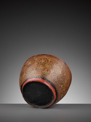 Lot 395 - A LACQUER BOWL, BURMA, 18TH-19TH CENTURY