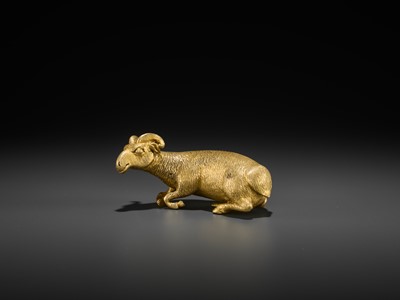 Lot 82 - A GILT BRONZE FIGURE OF A RECUMBENT ‘LONGEVITY’ RAM, MING DYNASTY