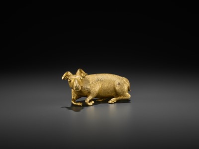 Lot 82 - A GILT BRONZE FIGURE OF A RECUMBENT ‘LONGEVITY’ RAM, MING DYNASTY