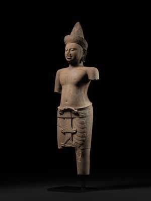 Lot 260 - A SANDSTONE FIGURE OF VISHNU, ANGKOR PERIOD, ANGKOR WAT STYLE