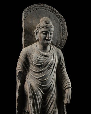 Lot 179 - A GRAY SCHIST FIGURE OF BUDDHA, ANCIENT REGION OF GANDHARA