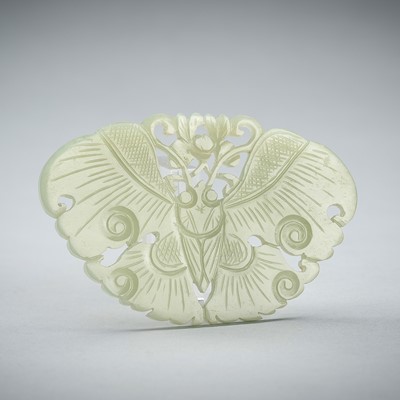 A PALE CELADON JADE ‘BUTTERFLY’ PLAQUE, YUAN TO MING DYNASTY