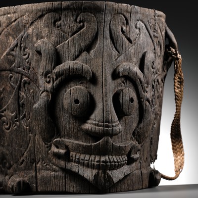 Lot 230 - AN IRONWOOD ‘UDOK’ BABY CARRIER, DAYAK, BAHAU, BORNEO, LATE 19TH TO EARLY 20TH CENTURY