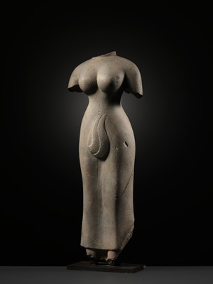 Lot 233 - AN IMPORTANT AND VERY RARE GRAY SANDSTONE TORSO OF UMA, PRASAT ANDET STYLE, PRE-ANGKOR, LATE 7TH CENTURY