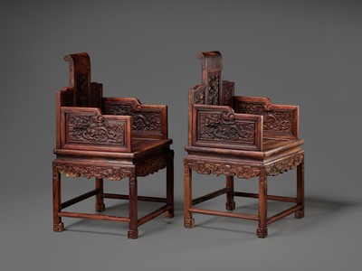 Lot 111 - A PAIR OF ROSEWOOD ‘DRAGON’ THRONES, QING DYNASTY