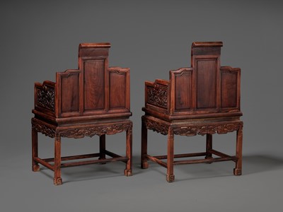 Lot 111 - A PAIR OF ROSEWOOD ‘DRAGON’ THRONES, QING DYNASTY