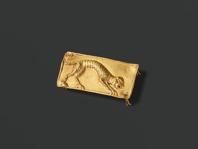 Lot 83 - A COMPLETE BELT SET OF FORTY-FOUR GOLD REPOUSSÉ PLAQUES, ACHAEMENID EMPIRE, PERSIA, 7TH-5TH CENTURY BC