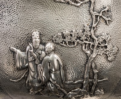Lot 400 - AN EXPORT SILVER BOWL, MARKS OF WA CHUN AND YE ZHA, QING DYNASTY, CIRCA 1910