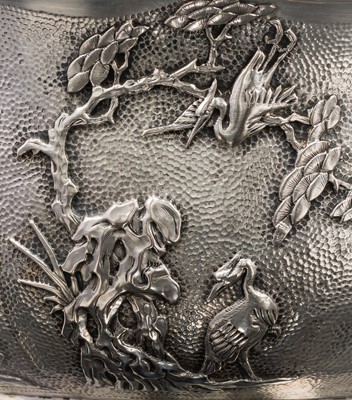 Lot 400 - AN EXPORT SILVER BOWL, MARKS OF WA CHUN AND YE ZHA, QING DYNASTY, CIRCA 1910