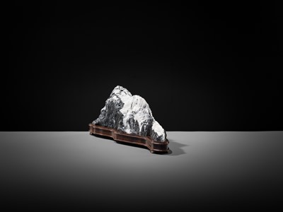 Lot 162 - A XUANSHI STONE ‘SNOW PEAK’ SCHOLAR’S ROCK, SUISEKI