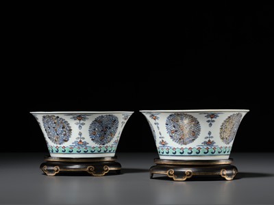 Lot 166 - A RARE PAIR OF DOUCAI ‘MEDALLION’ BOWLS, JIAQING MARKS AND OF THE PERIOD, WITH MATCHING IMPERIAL LACQUER STANDS