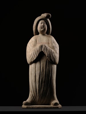 Lot 133 - A MONUMENTAL (102 CM) AND EXTREMELY RARE PAINTED POTTERY FIGURE OF A COURT LADY, TANG DYNASTY