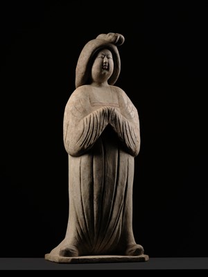 Lot 133 - A MONUMENTAL (102 CM) AND EXTREMELY RARE PAINTED POTTERY FIGURE OF A COURT LADY, TANG DYNASTY