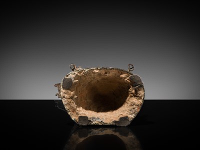 Lot 16 - A BRONZE FIGURE OF JAMBUPATI BUDDHA, SHAN STATES