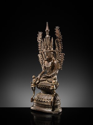 Lot 16 - A BRONZE FIGURE OF JAMBUPATI BUDDHA, SHAN STATES